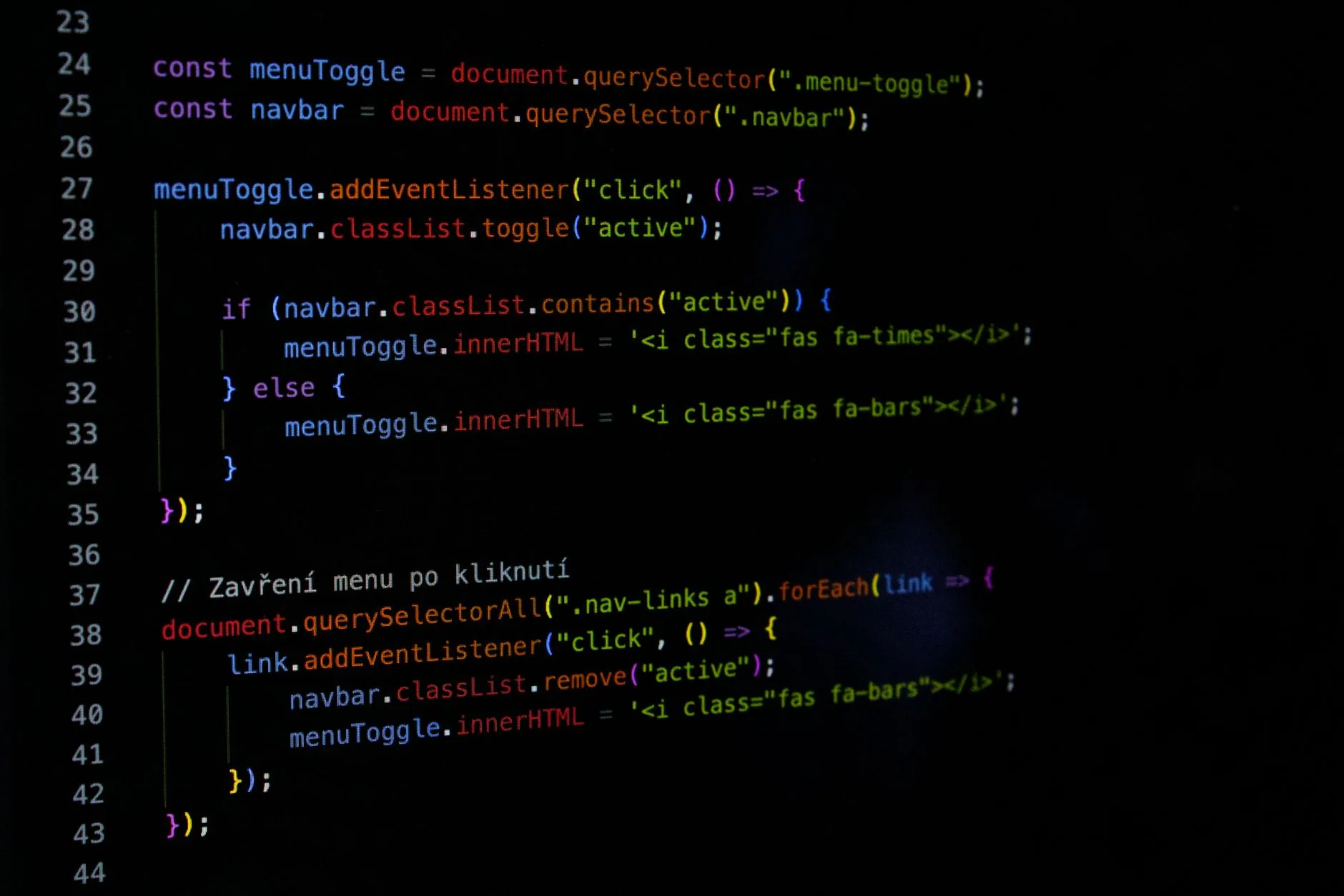 Gros plan sur du code JavaScript affiché à l’écran